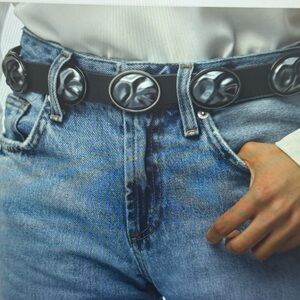 Lele Sadoughi, NWTs Tahitian pearl oval Black Leather Button-Accent Belt s/m